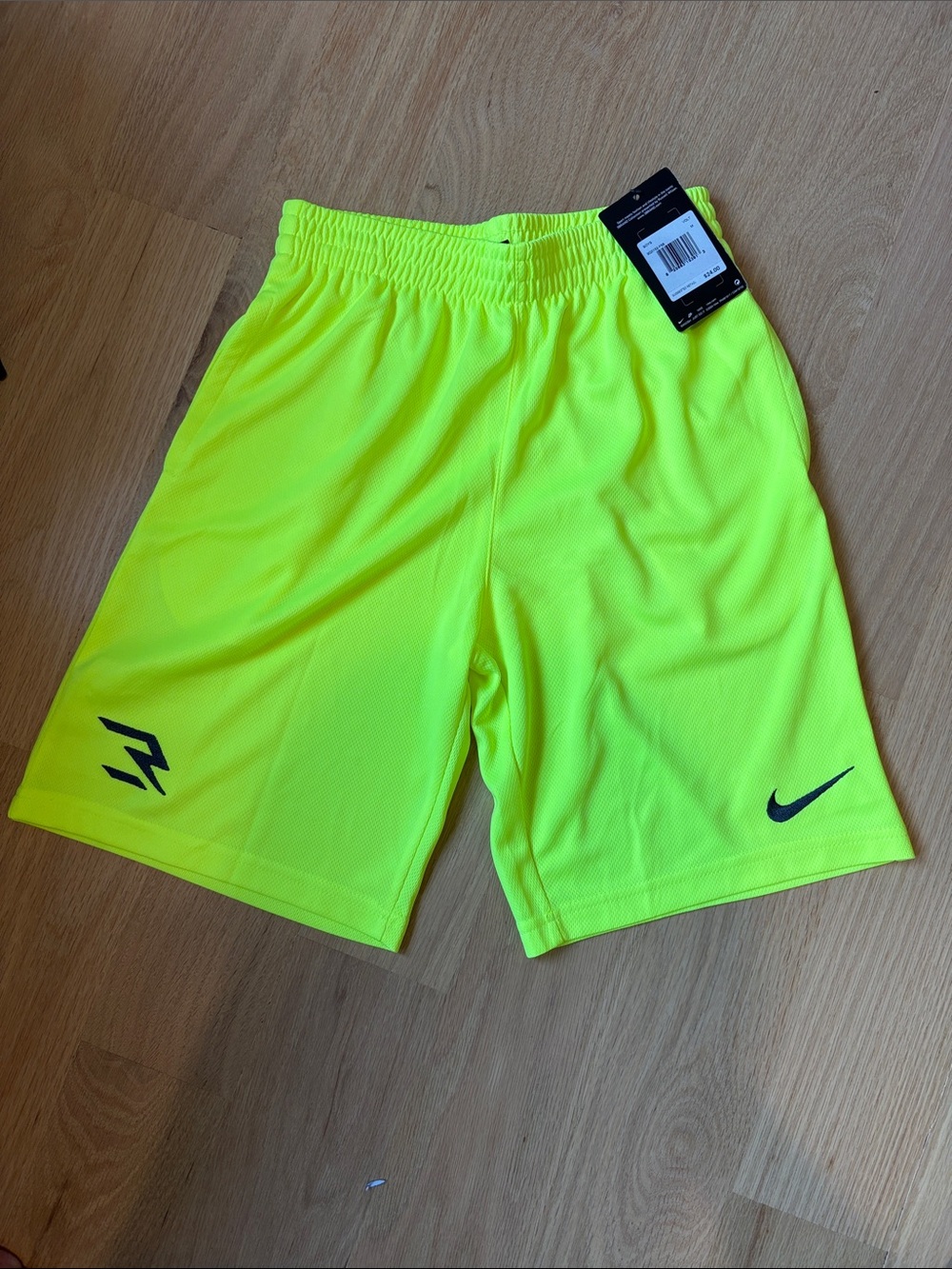 NWT Nike Yellow Dri-FIT Athletic Shorts M